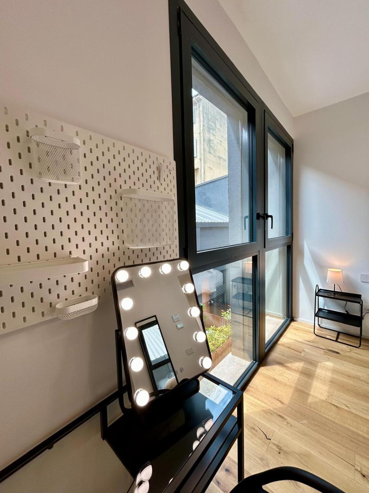 Kibilu Luxury Apt With Terrace, Isola District And Near Garibaldi Station Mailand Exterior foto